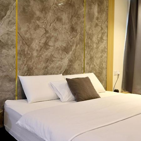 Kuching City Centre Smart Home Luxury Resort Condo Esterno foto