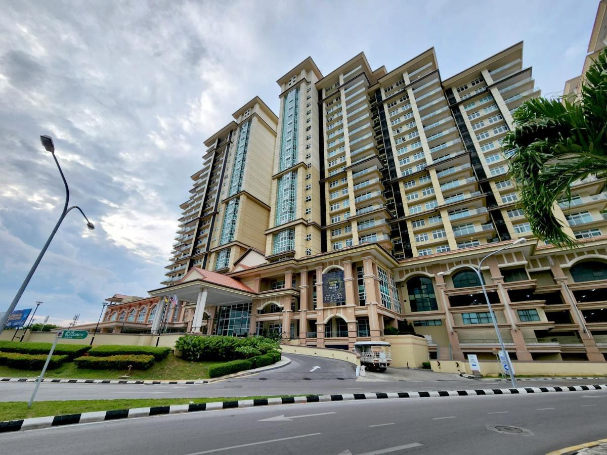 Kuching City Centre Smart Home Luxury Resort Condo Esterno foto