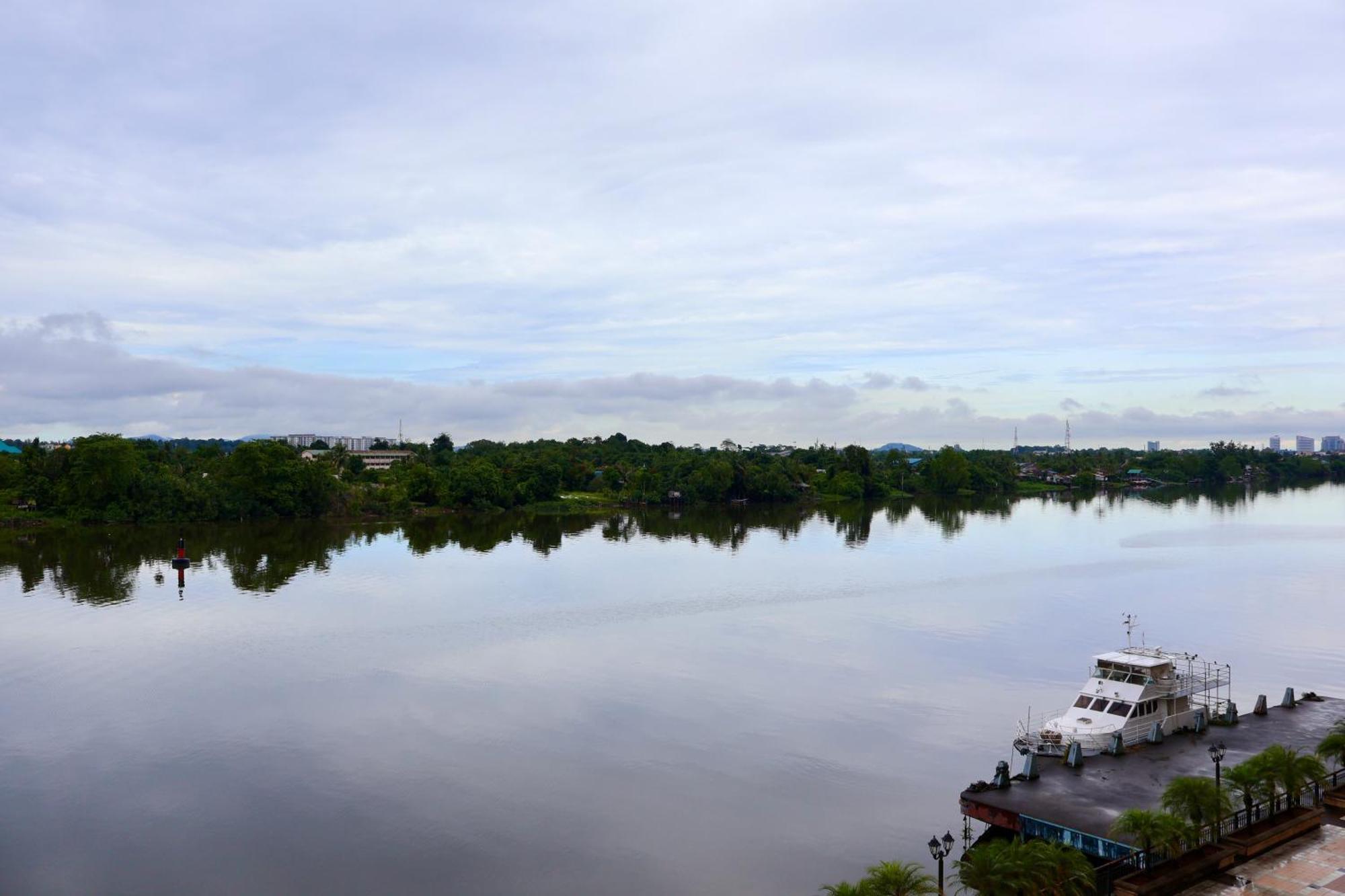 Kuching City Centre Smart Home Luxury Resort Condo Esterno foto