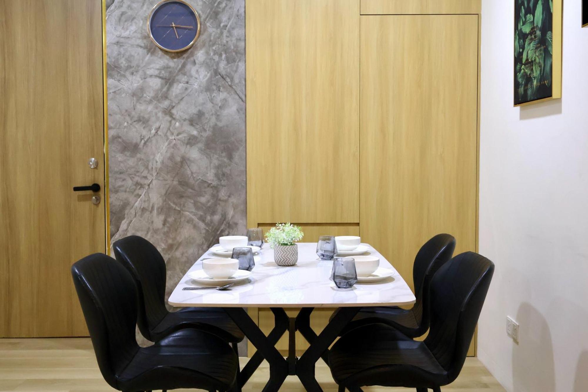 Kuching City Centre Smart Home Luxury Resort Condo Esterno foto